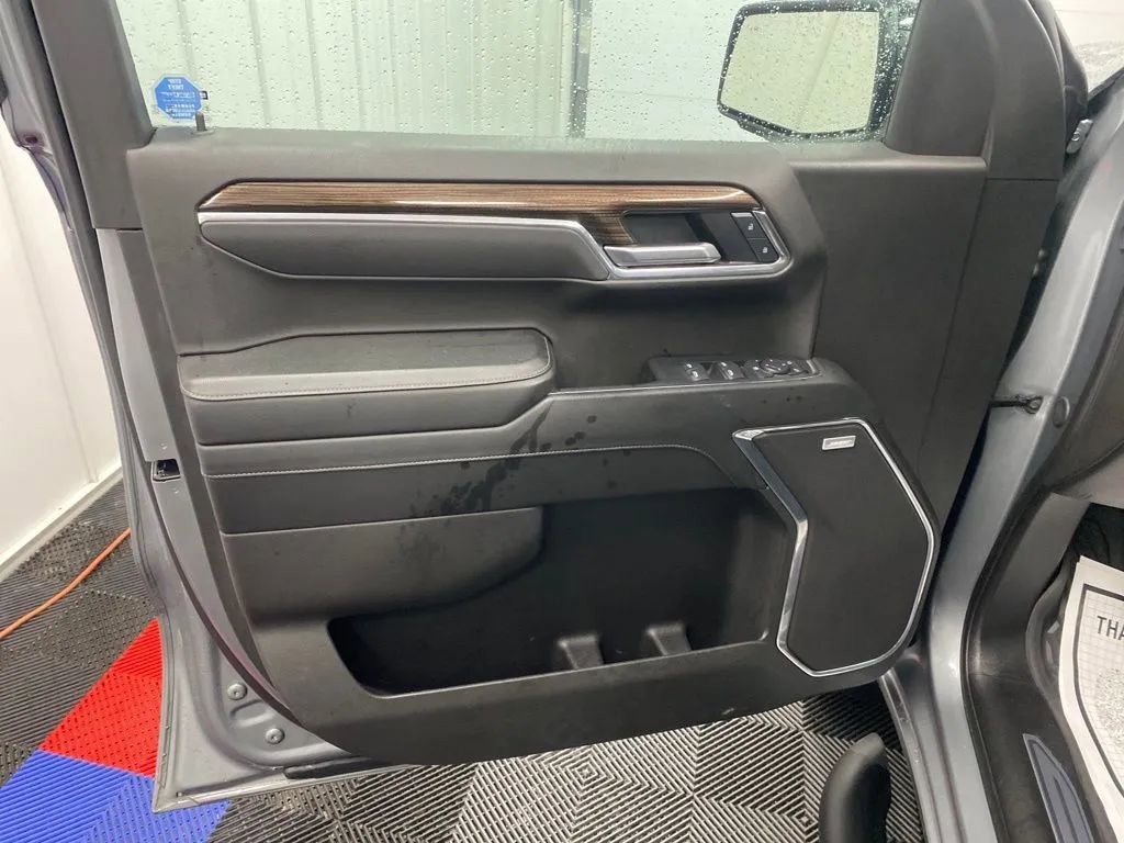 Used 2025 Chevrolet Silverado 1500 LT Trail Boss w/ LT Trail Boss Premium Package image 17