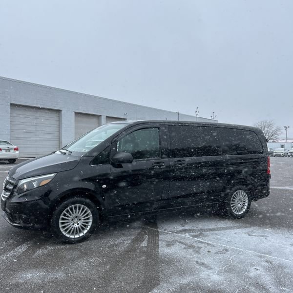 Used 2018 Mercedes-Benz Metris Passenger image 6