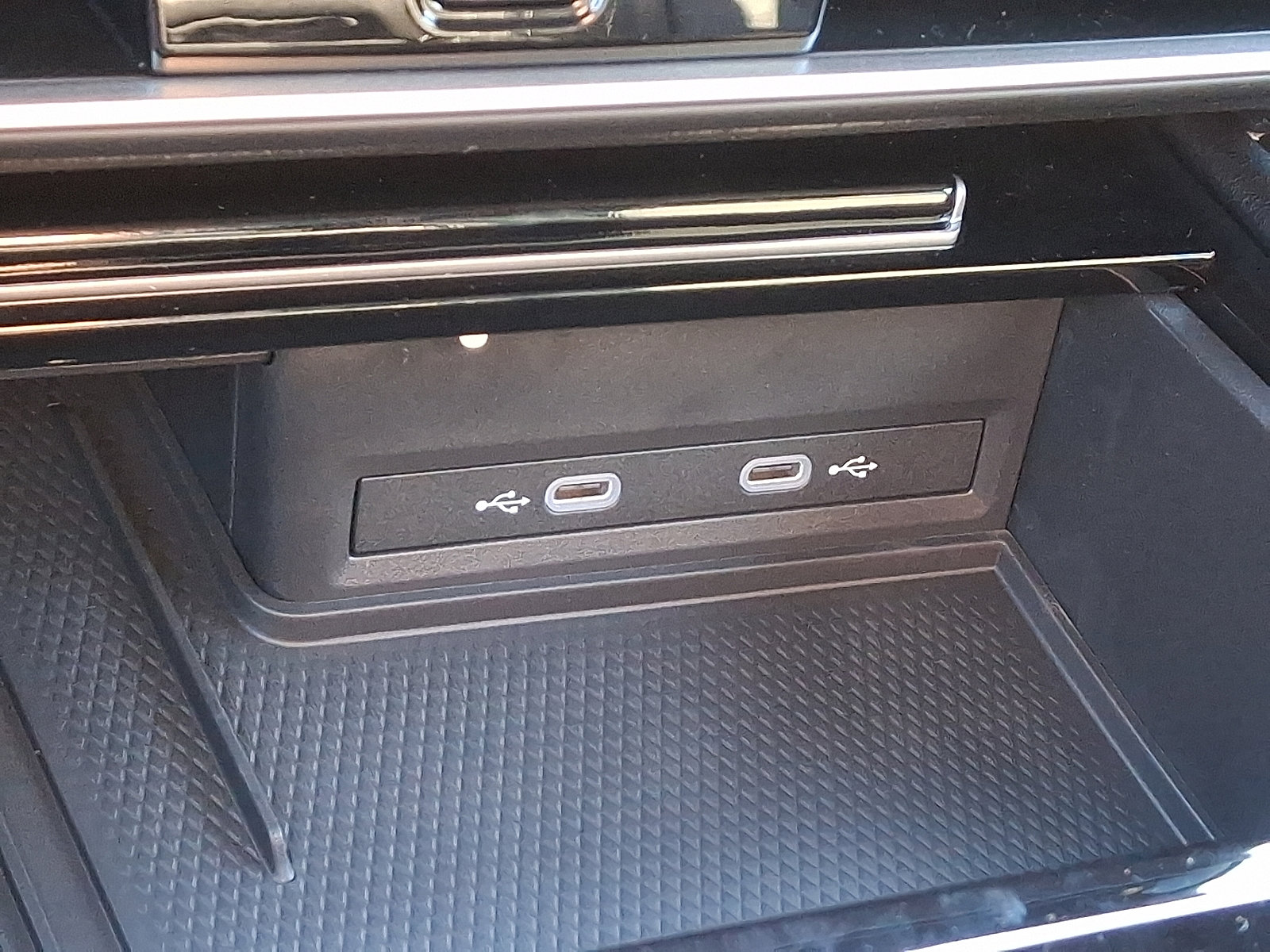 New 2026 Volkswagen Atlas Cross Sport SEL image 16