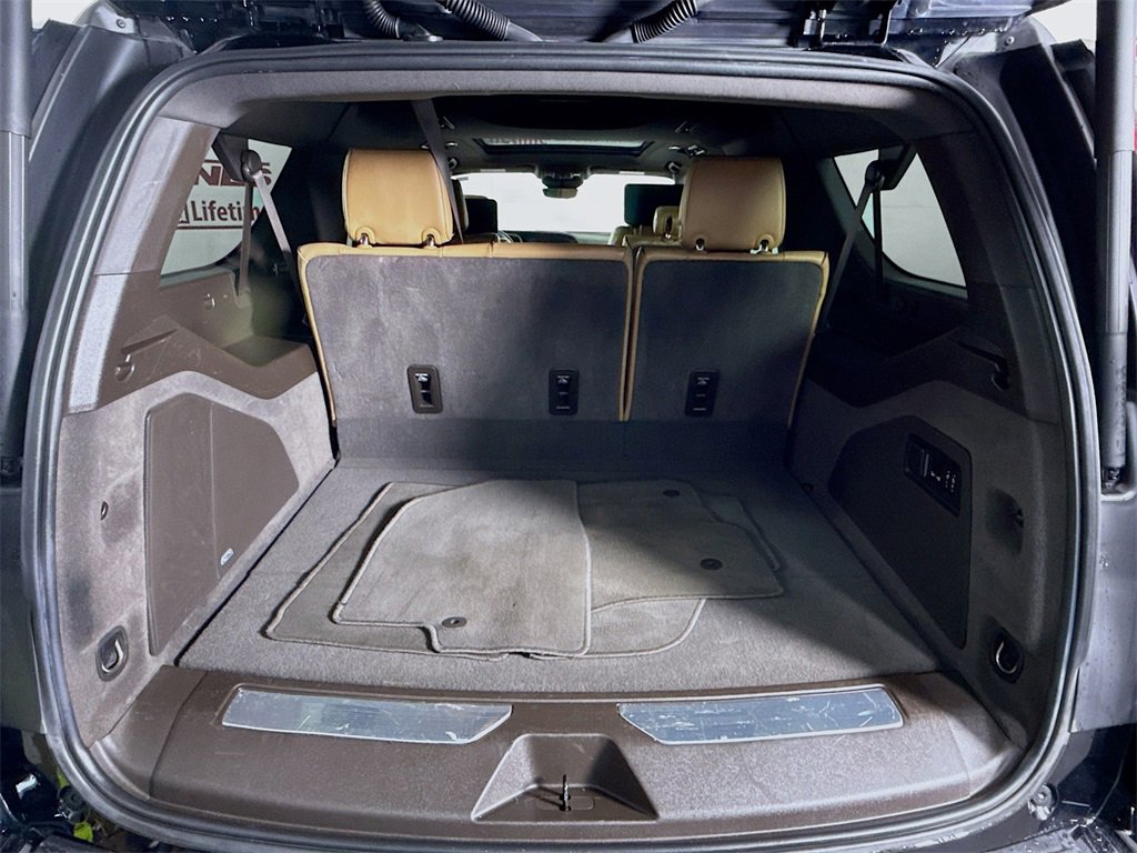 Used 2021 Cadillac Escalade ESV Sport w/ Driver Assist Tech Package image 33