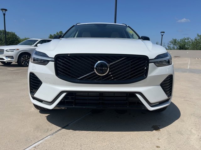 New 2026 Volvo XC60 T8 Ultra w/ Protection Package Premier image 2