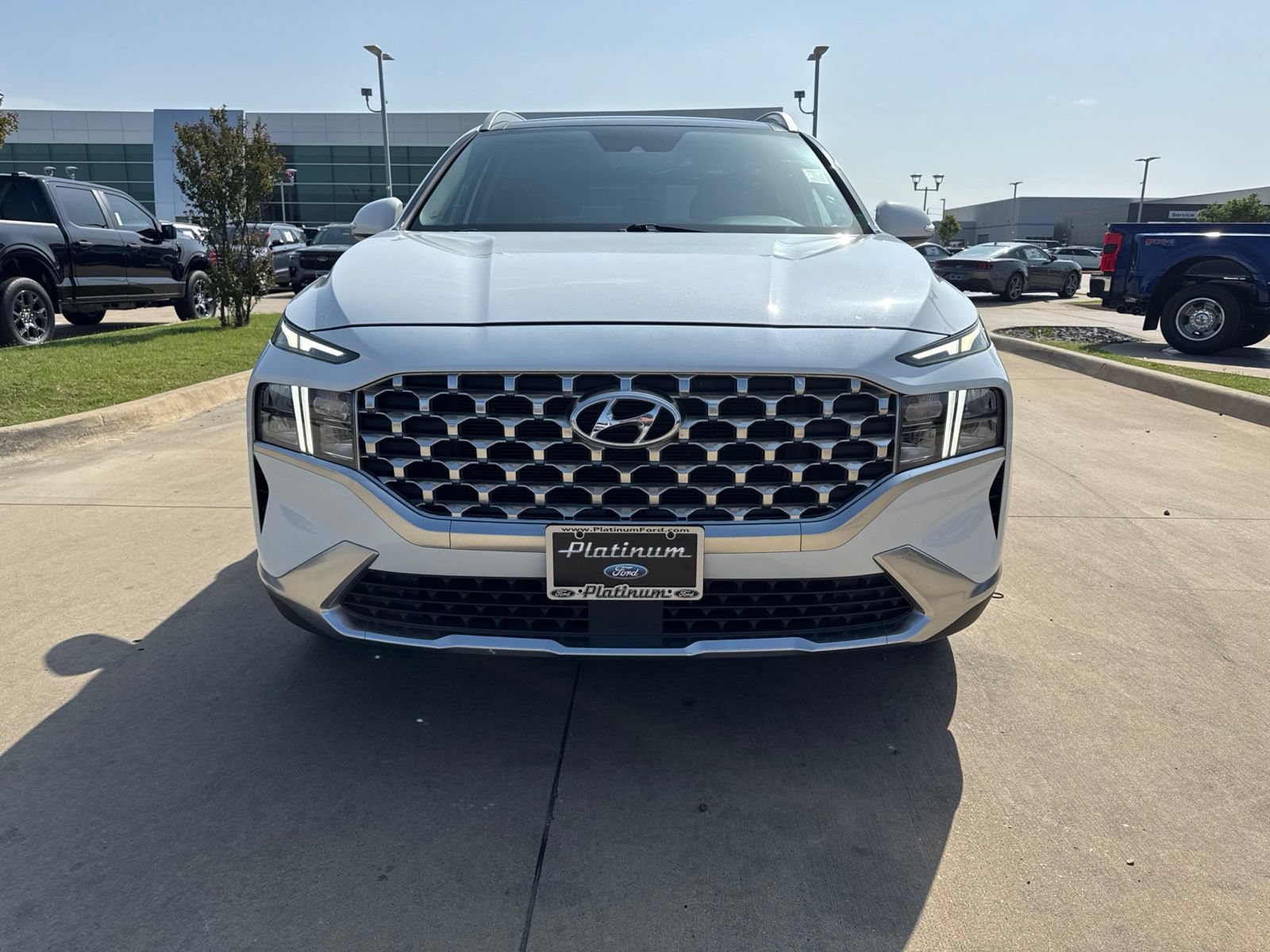Used 2022 Hyundai Santa Fe SEL w/ Convenience + Premium Package FWD video 2