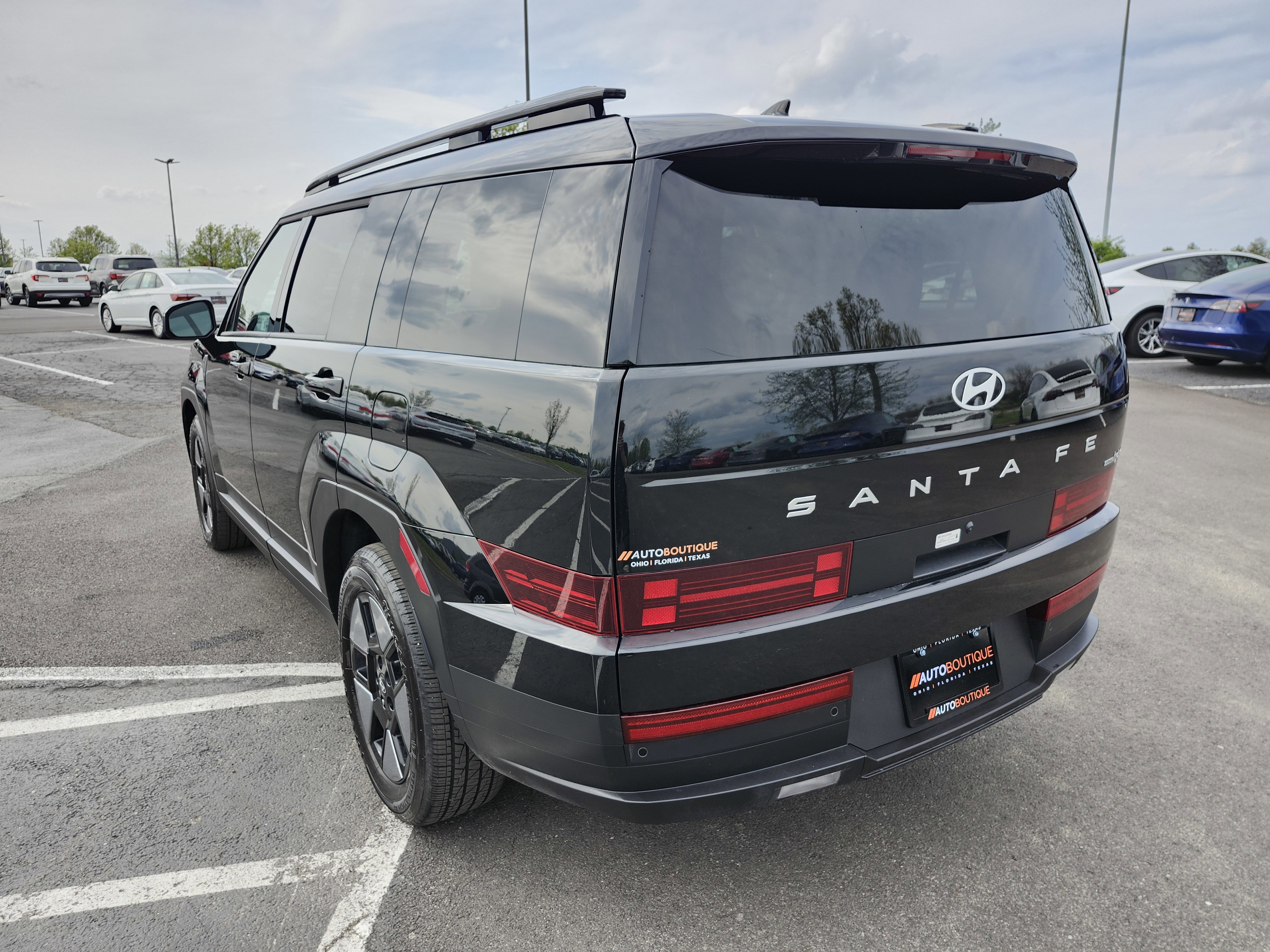 Used 2025 Hyundai Santa Fe SEL image 15