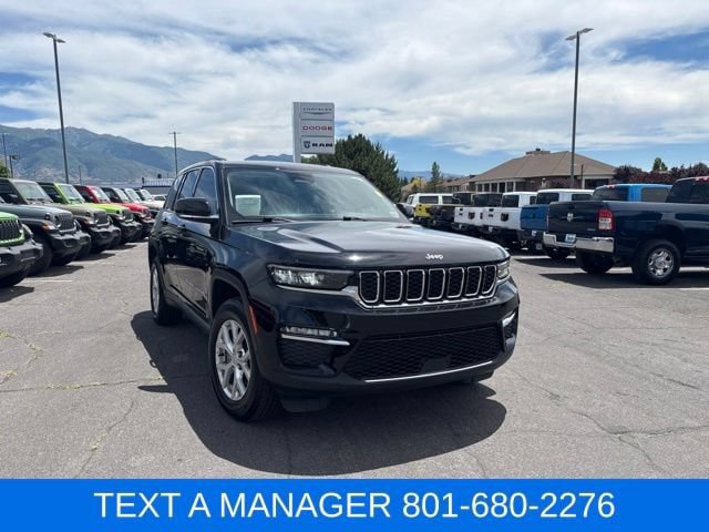 Used 2024 Jeep Grand Cherokee Limited AWD/4WD image 4