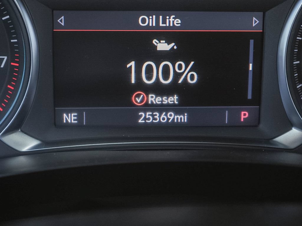 Certified 2023 Chevrolet Traverse LT FWD image 12