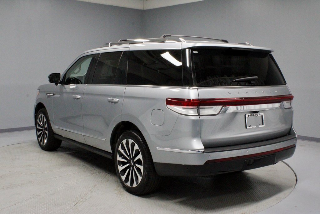 Used 2023 Lincoln Navigator Reserve w/ Equipment Group 201A image 10