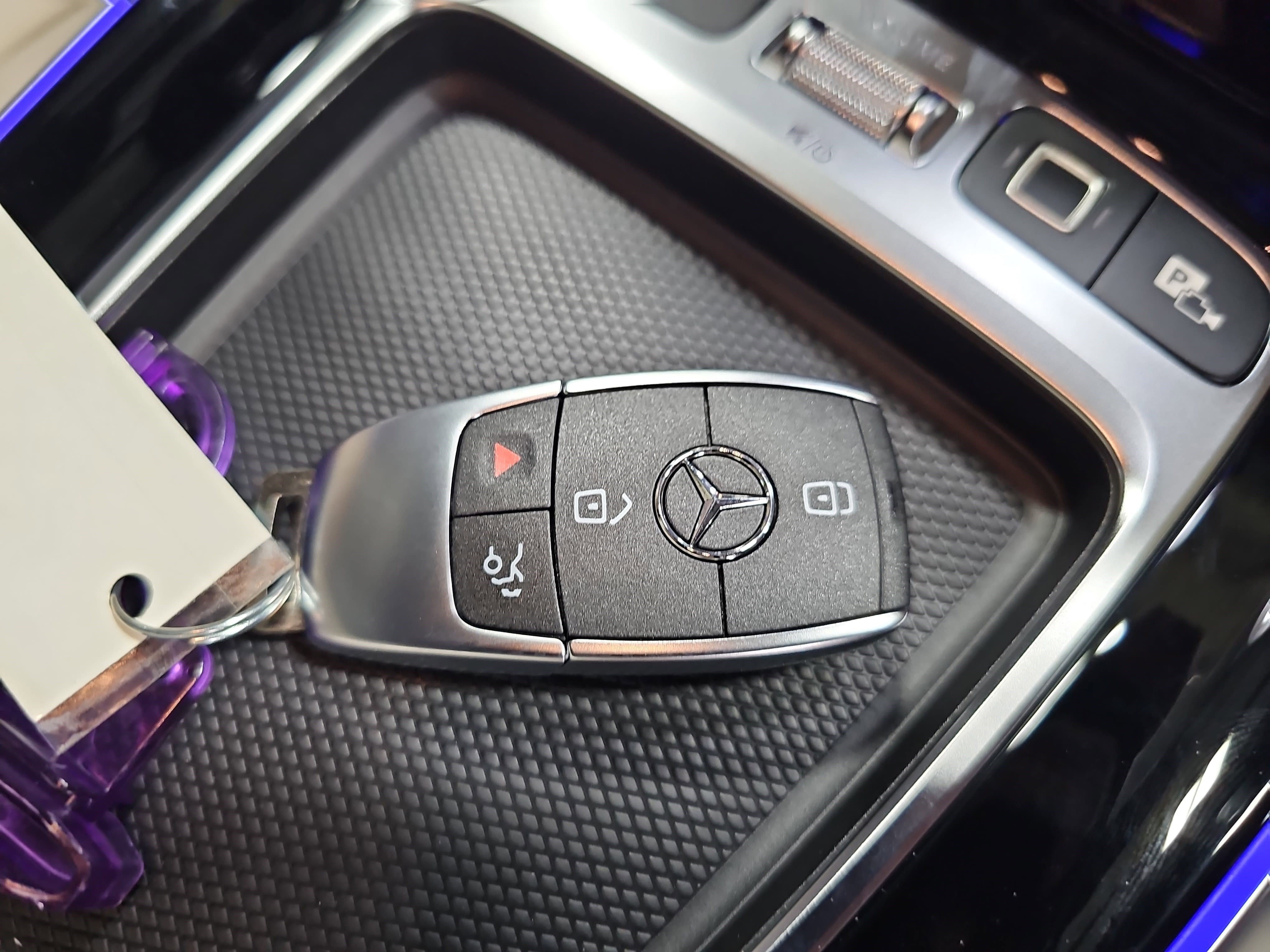 New 2026 Mercedes-Benz GLB 250 image 37