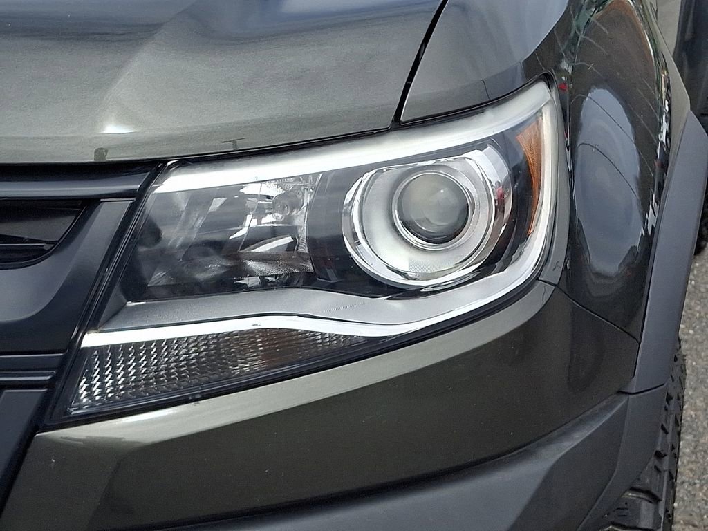 Used 2018 Chevrolet Colorado ZR2 image 9