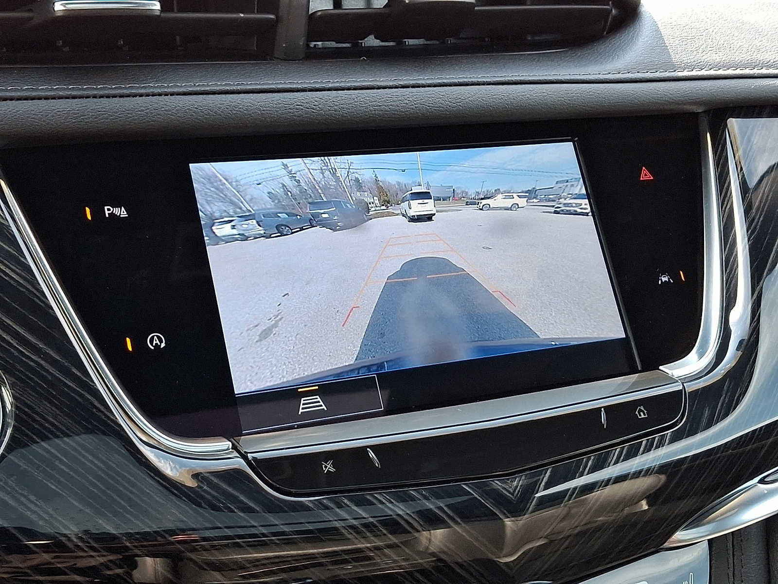 Certified 2023 Cadillac XT6 Premium Luxury image 32