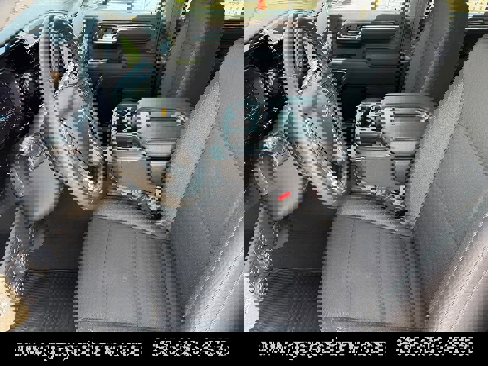 Used 2025 Chevrolet Silverado 2500 LT w/ Safety Package image 13