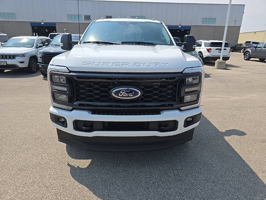 Used 2024 Ford F250 XL w/ STX Appearance Package AWD/4WD image 2