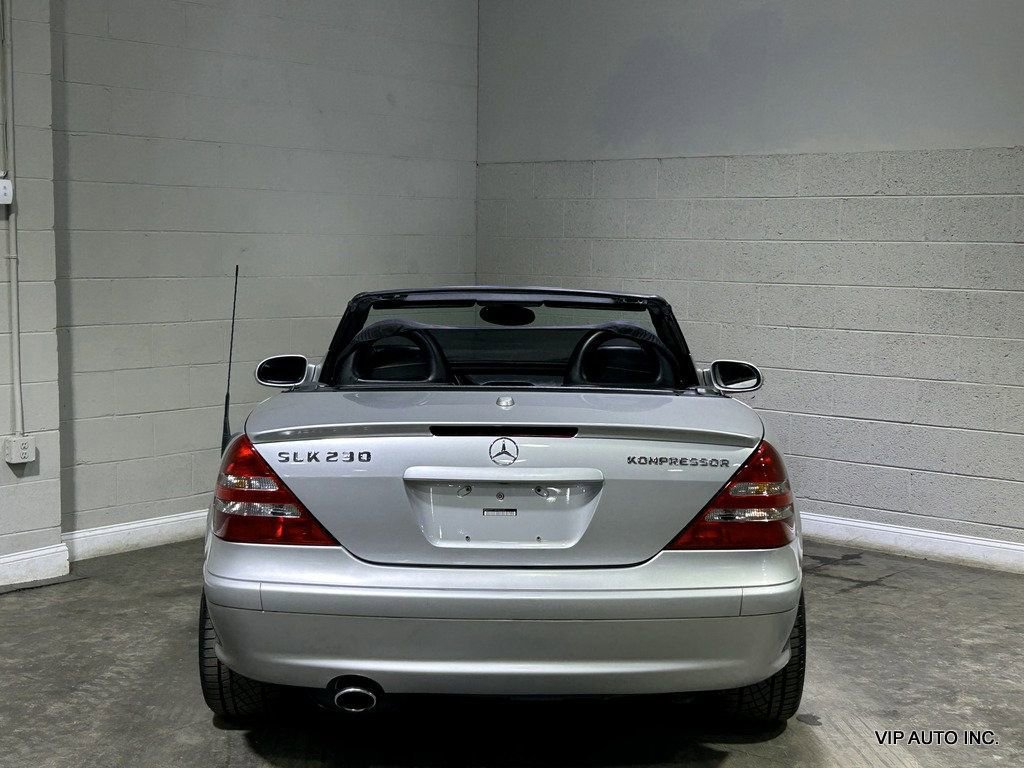 Used 2004 Mercedes-Benz SLK 230 image 37