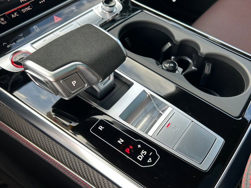 New 2026 Audi RS Q8 performance image 38