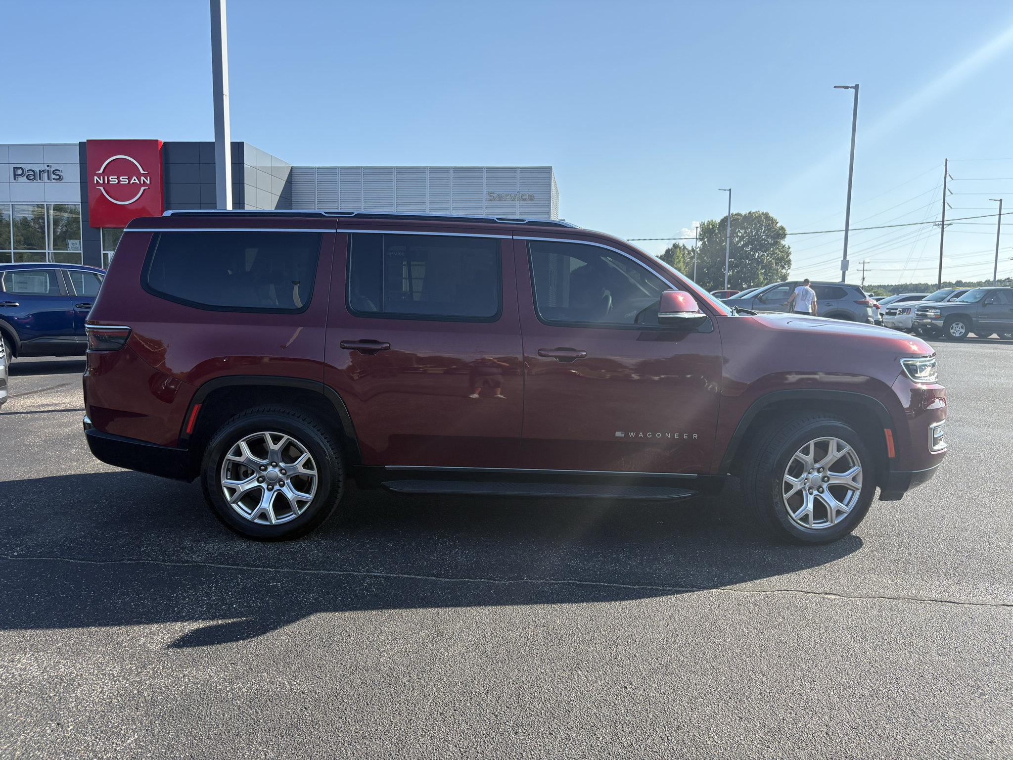 Used 2022 Jeep Wagoneer Series II AWD/4WD image 6