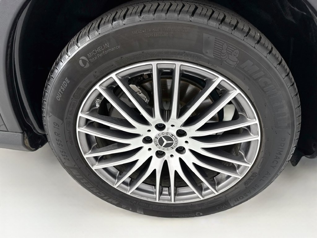Certified 2026 Mercedes-Benz GLC 300 image 30