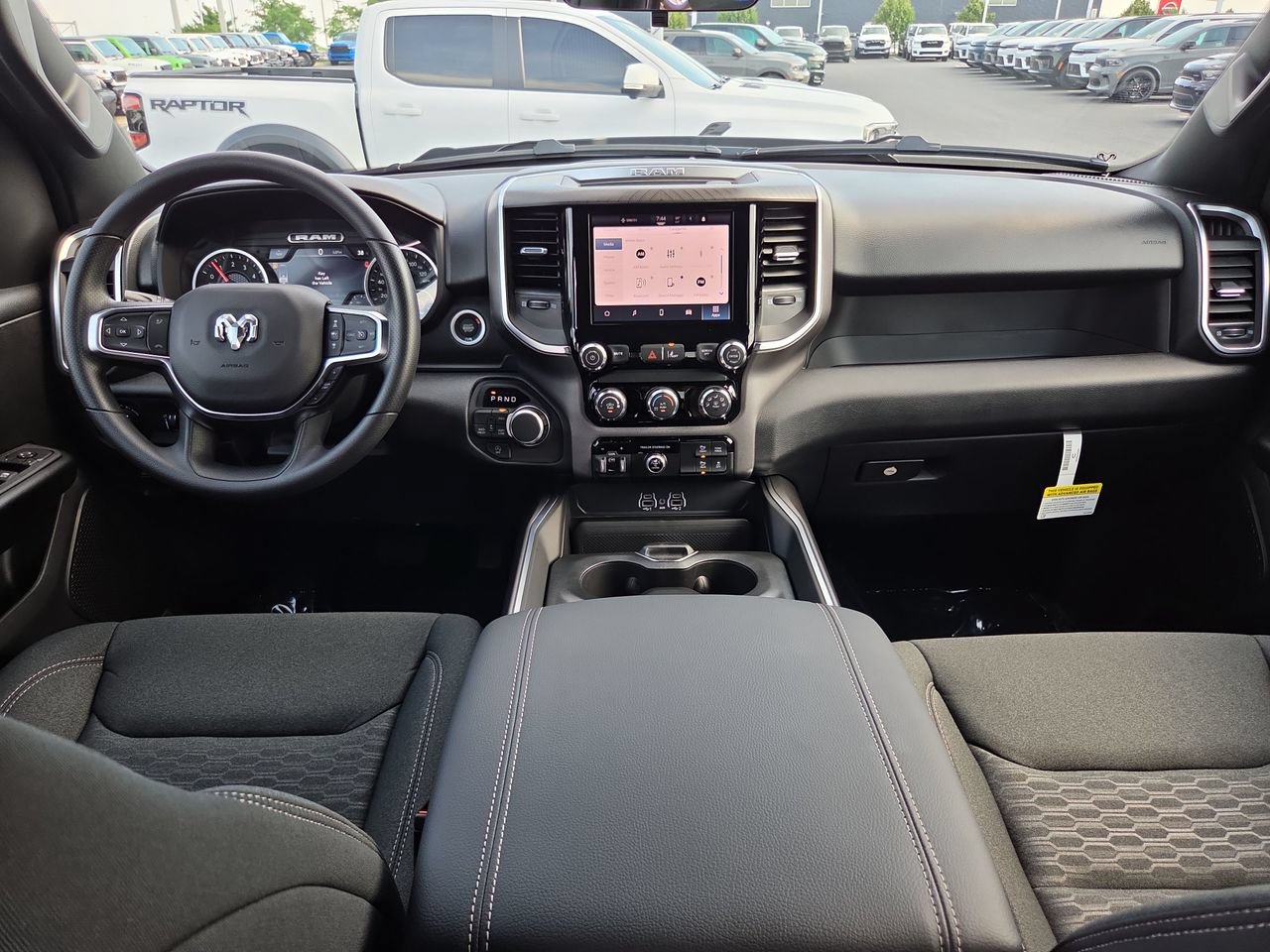 New 2026 RAM 1500 Express AWD/4WD image 16