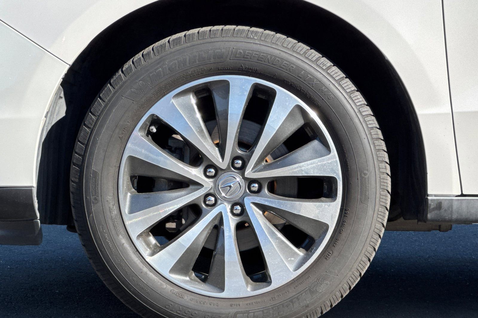 Used 2014 Acura MDX SH-AWD w/ Technology Package image 11