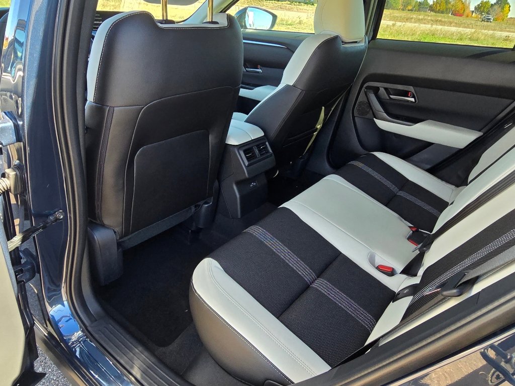 New 2026 MAZDA CX-50 AWD 2.5 S w/ Preferred Pkg image 14