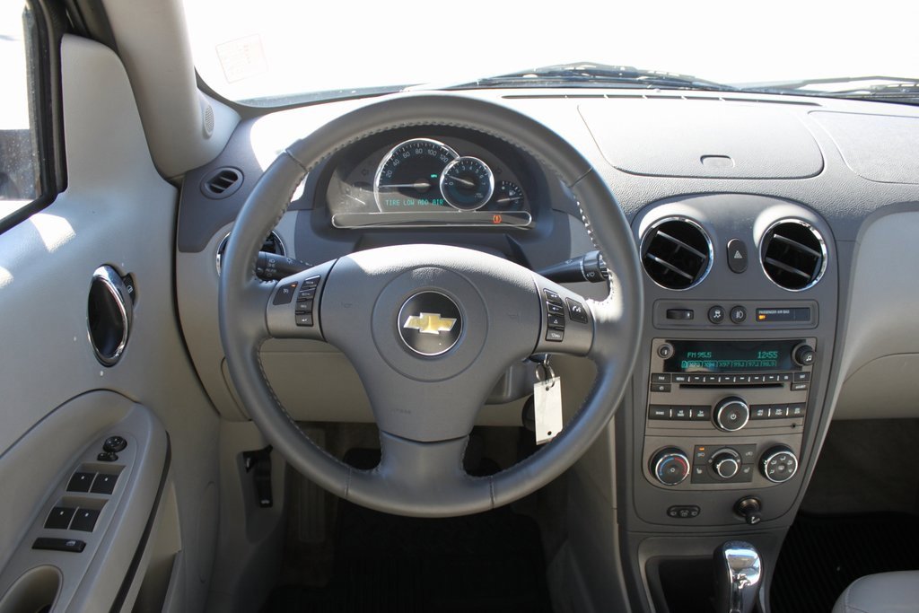 Used 2011 Chevrolet HHR LT w/ LT Preferred Equipment Group image 10