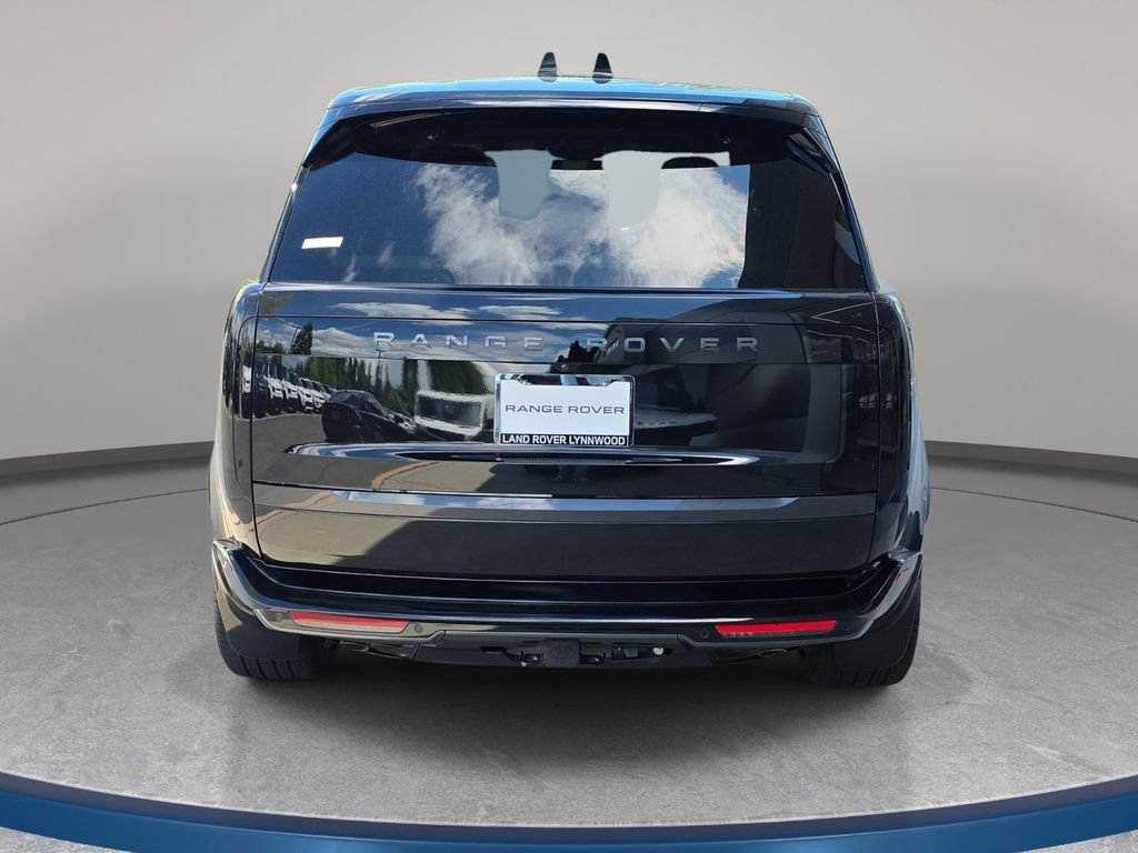 New 2026 Land Rover Range Rover Long Wheelbase SE AWD/4WD image 4