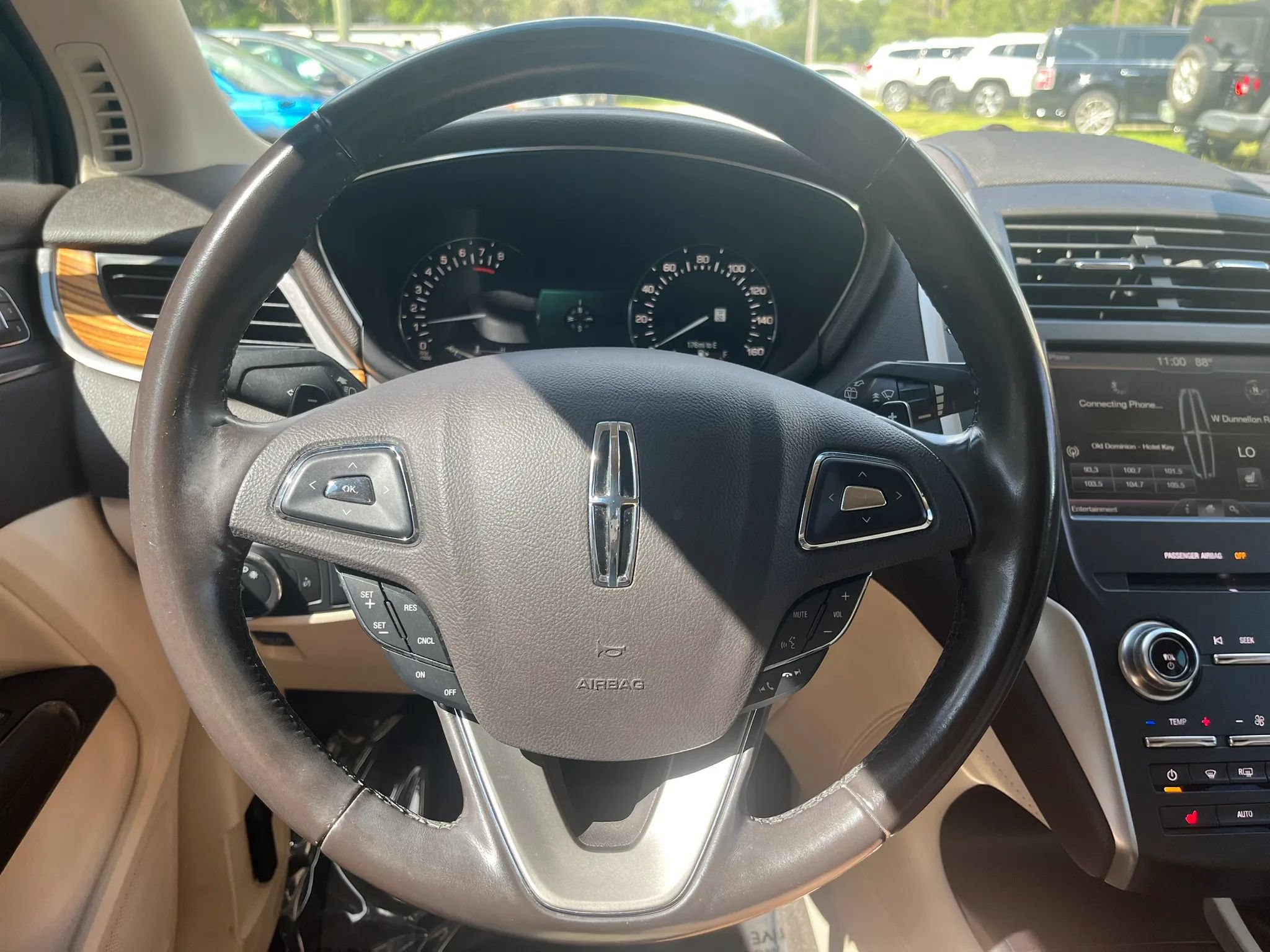 Used 2015 Lincoln MKC FWD w/ Equipment Group 101A Select image 15