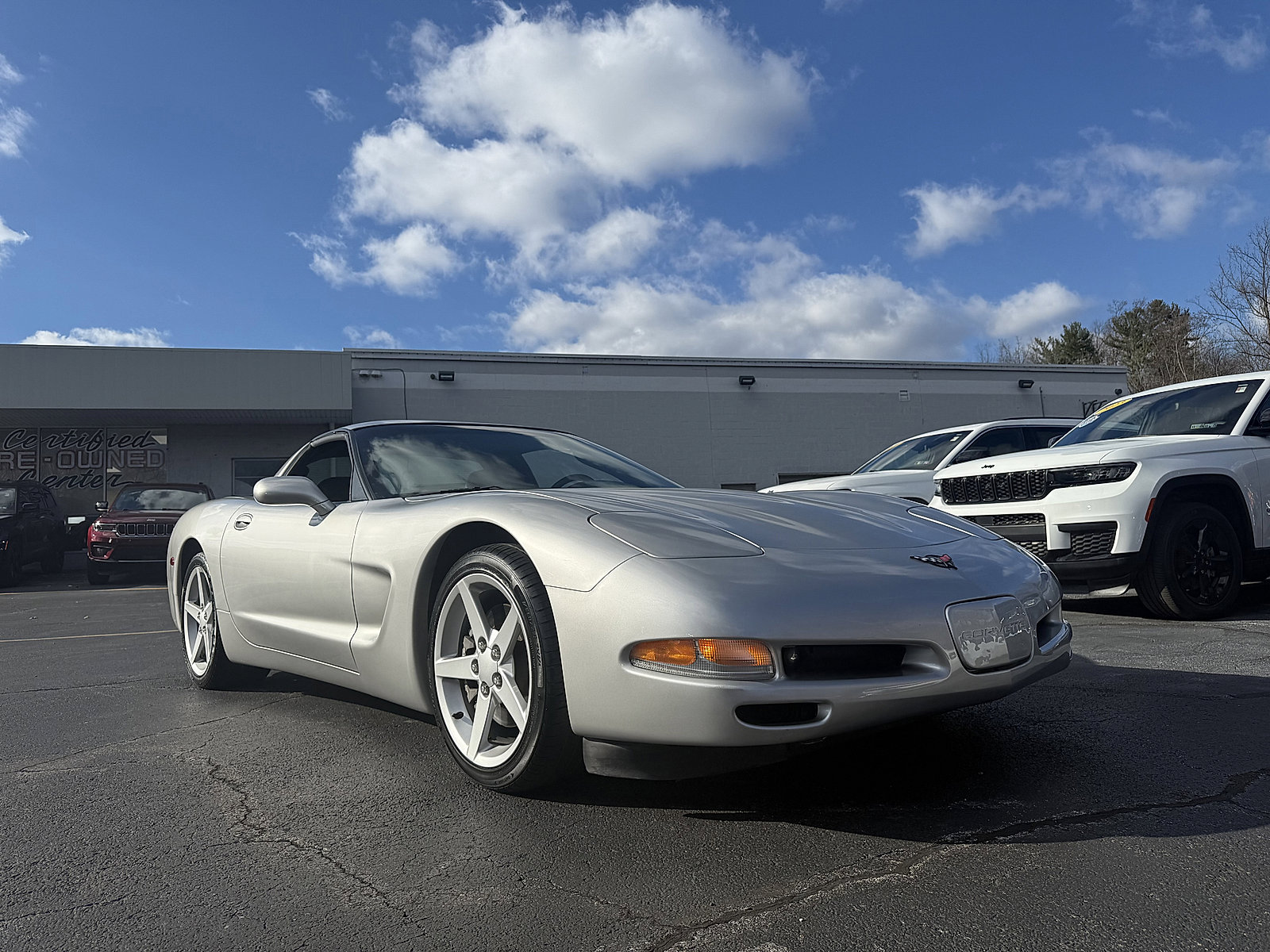 Used 2004 Chevrolet Corvette Coupe image 26