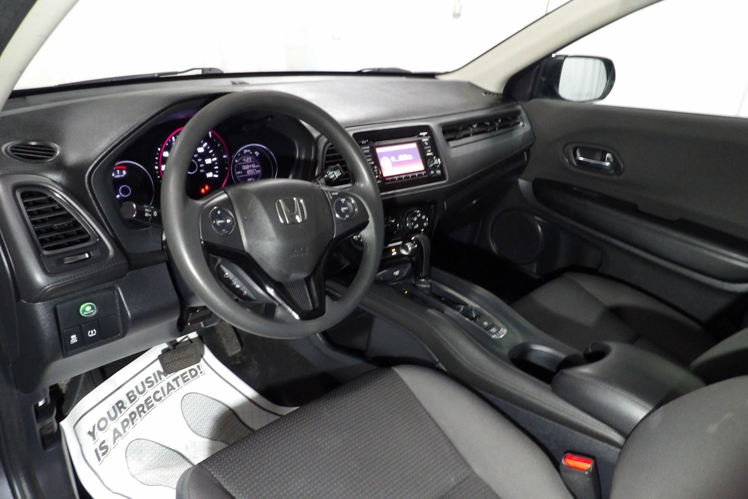 Used 2020 Honda HR-V LX image 10