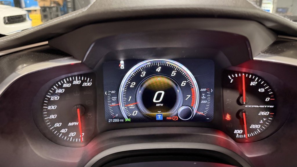 Used 2015 Chevrolet Corvette Stingray Z51 w/ 2LT Preferred Equipment Group image 15