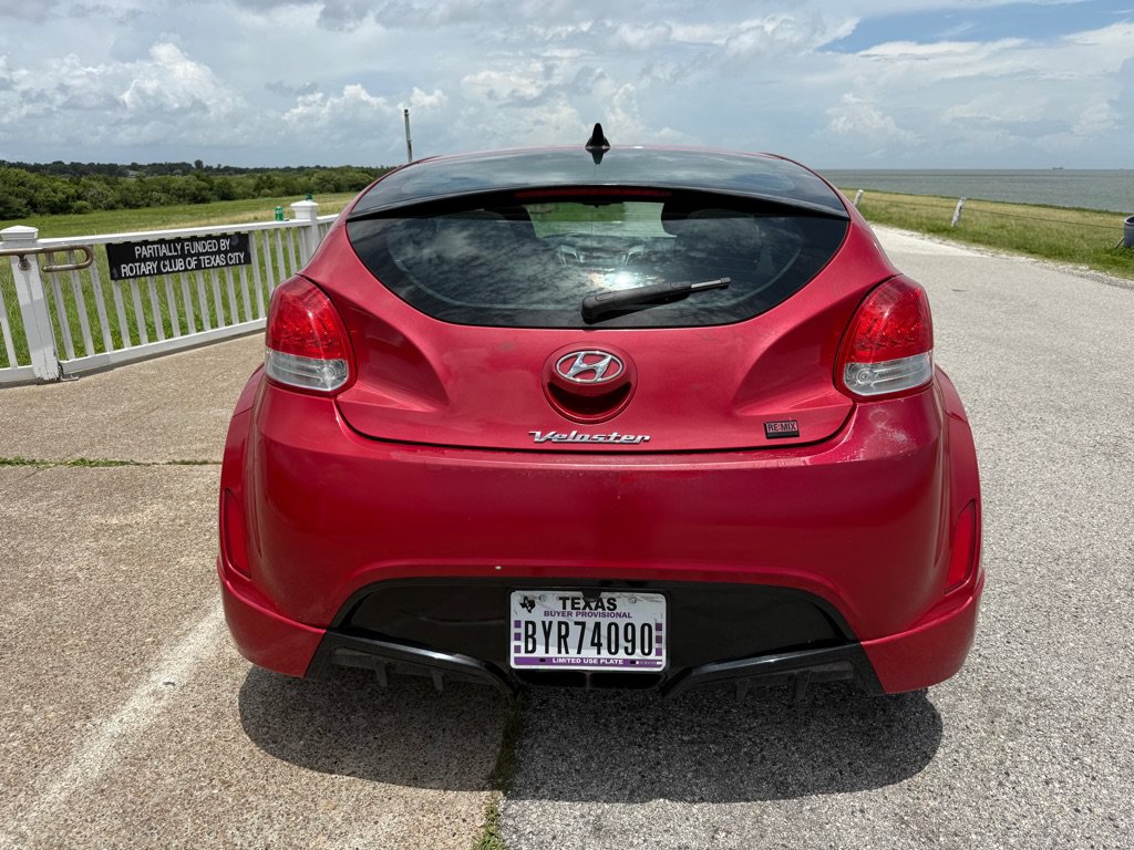 Used 2013 Hyundai Veloster RE:MIX Edition FWD image 28