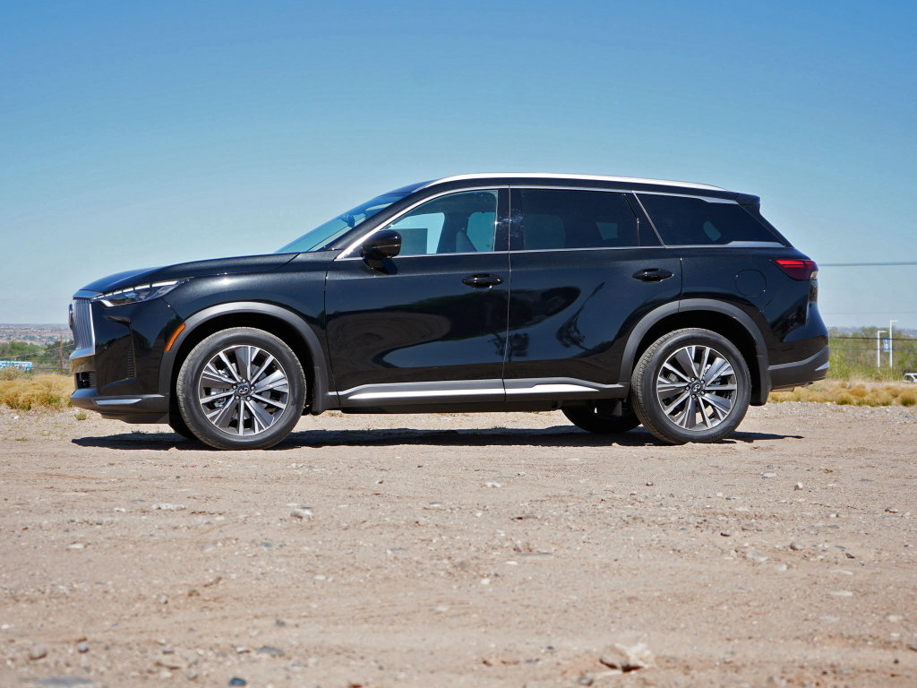 New 2026 INFINITI QX60 Luxe w/ Cargo Package image 6