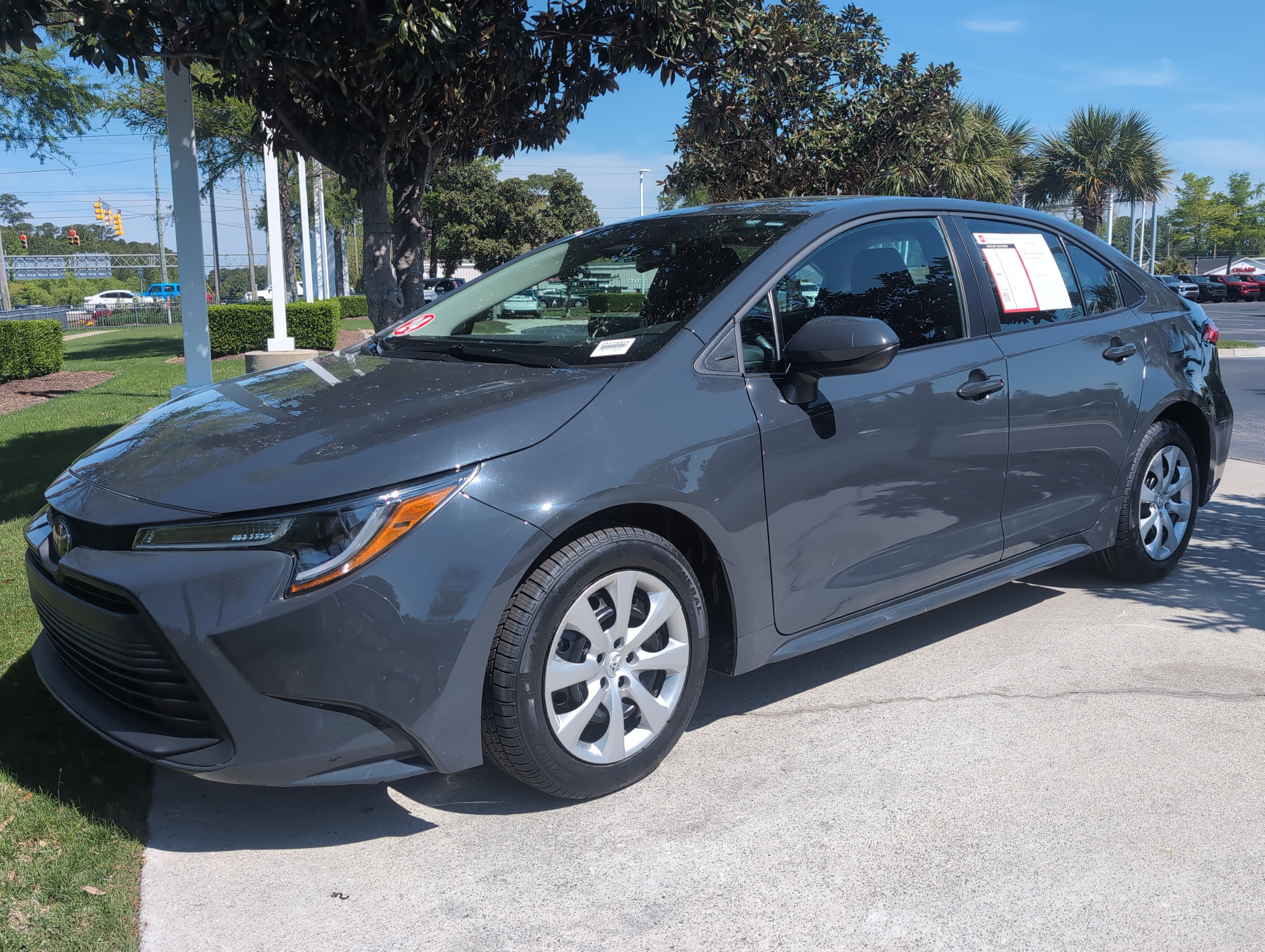 Certified 2024 Toyota Corolla LE FWD image 5