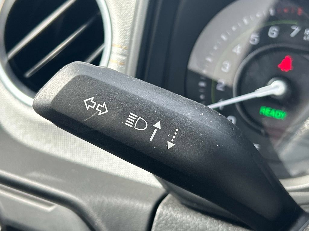 Used 2025 Jeep Wrangler Sahara image 25