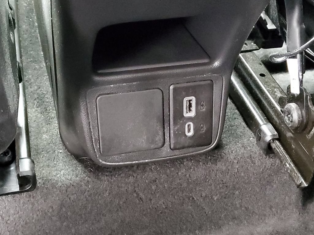 Certified 2024 Buick Encore GX Preferred FWD image 25