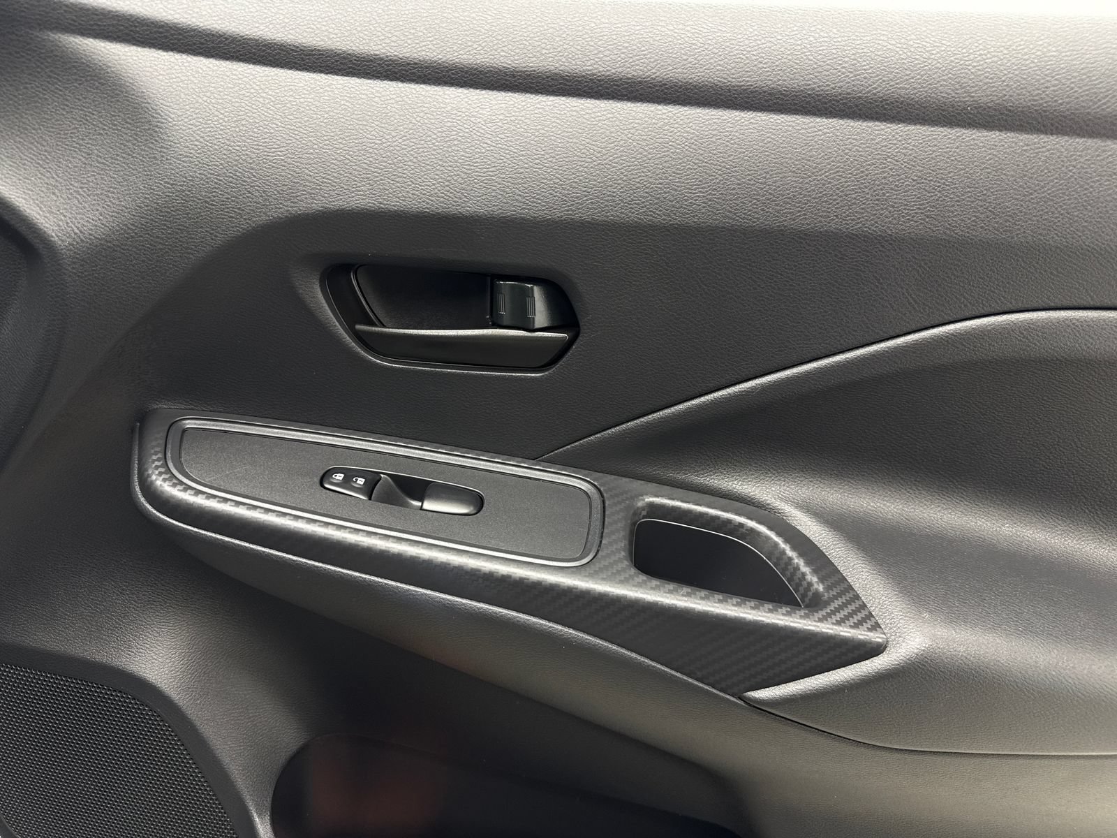 Used 2025 Nissan Versa S w/ Trunk Package FWD image 41