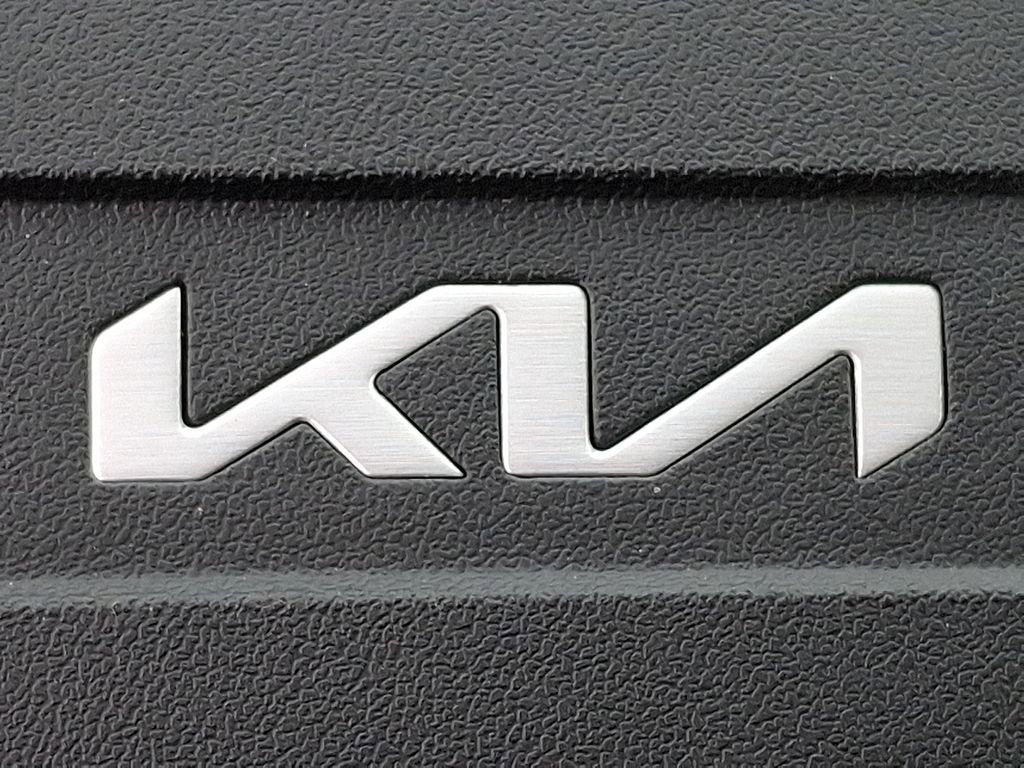New 2025 Kia EV6 Light w/ Light LR Technology Package AWD/4WD image 12