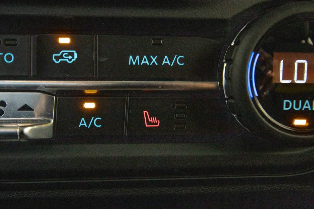 Used 2025 Ford Bronco Big Bend w/ Black Diamond Package image 27