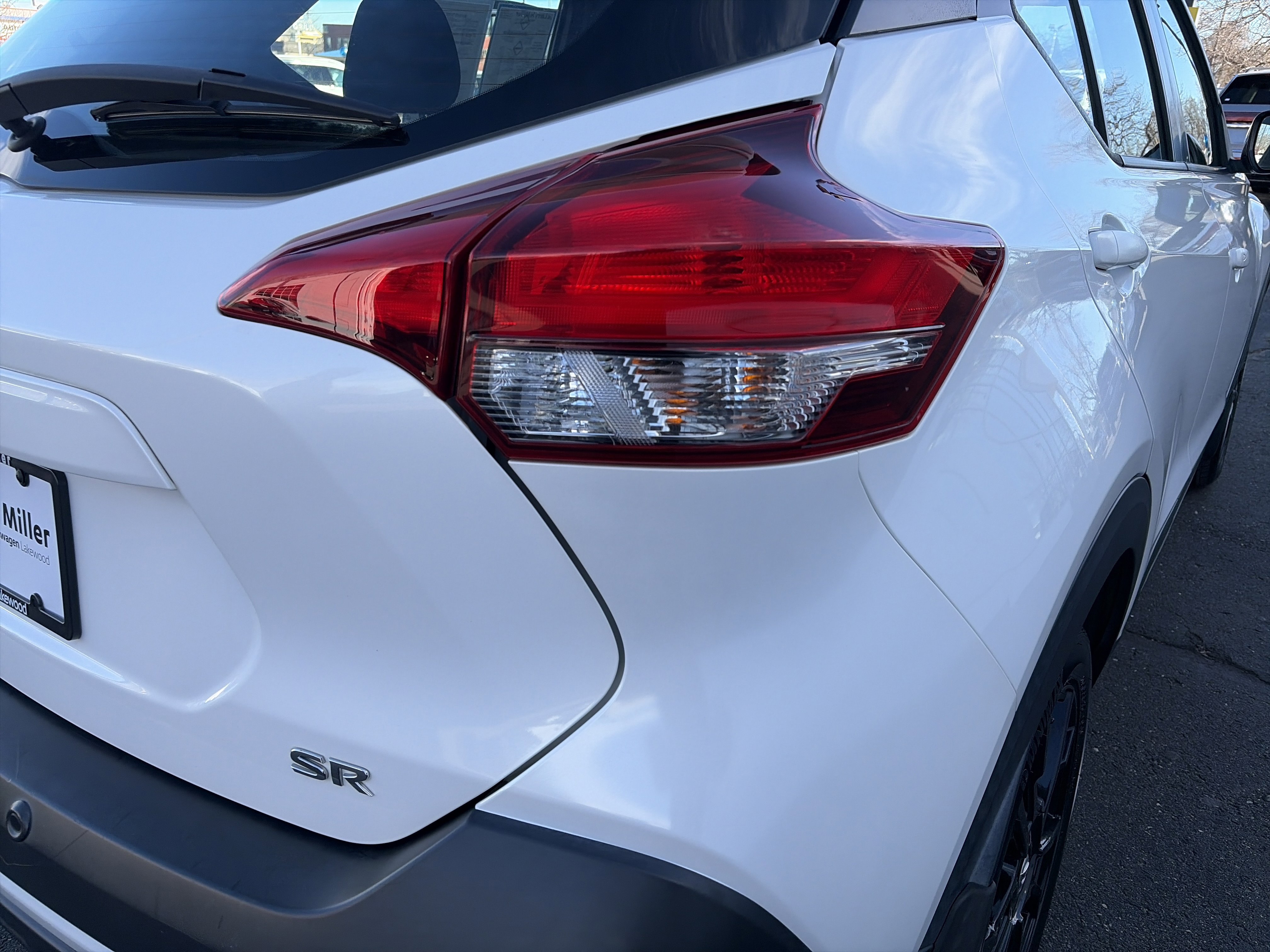 Used 2020 Nissan Kicks SR image 21