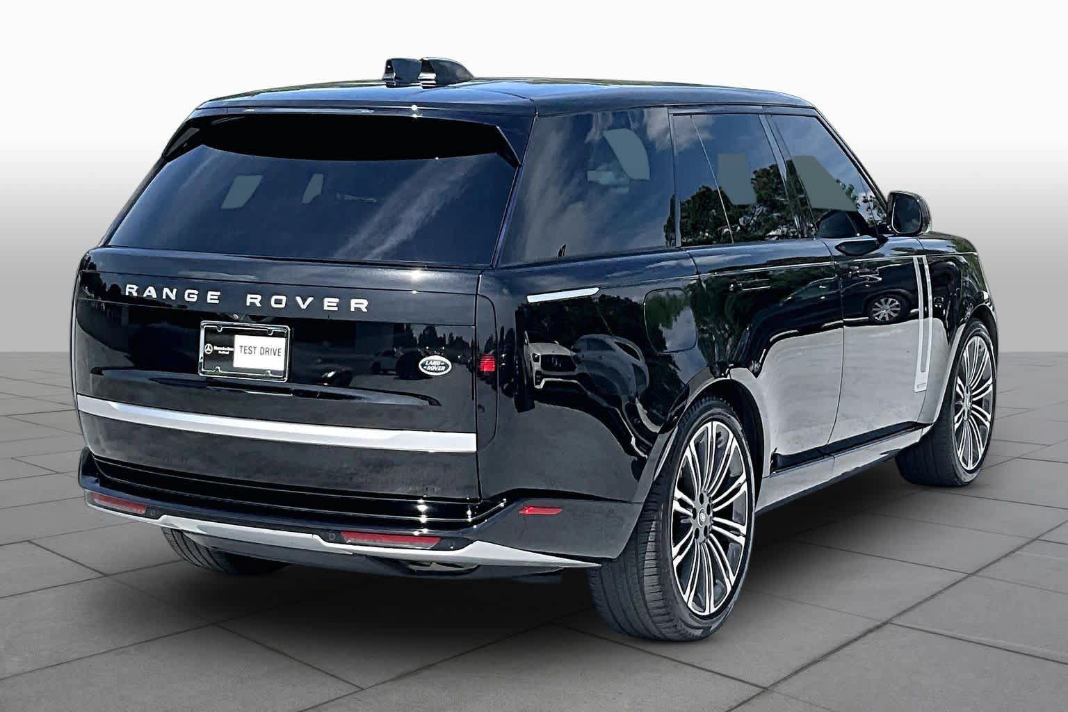 Used 2023 Land Rover Range Rover Autobiography AWD/4WD image 33