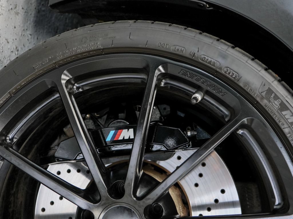 Used 2023 BMW M8 Competition w/ M Carbon Exterior Package AWD/4WD image 9