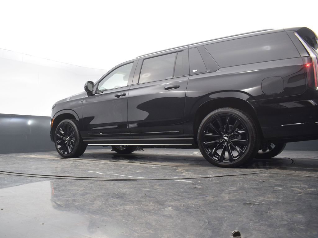 Certified 2026 Cadillac Escalade ESV Platinum Sport w/ LPO, ONYX Package image 54