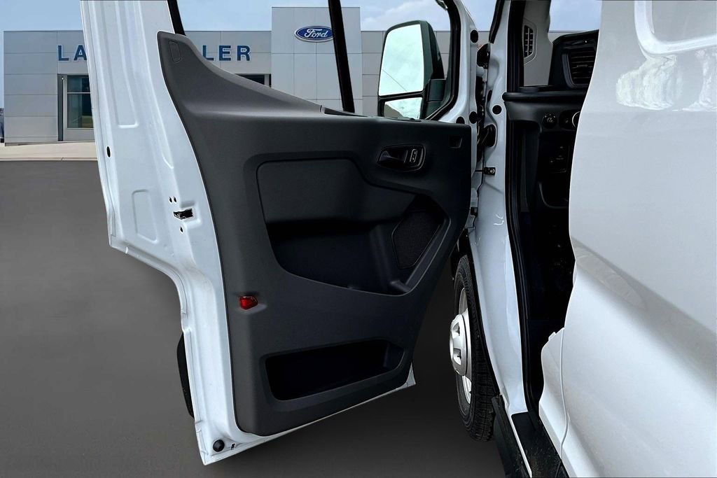 New 2026 Ford Transit 250 148 Medium Roof Extended AWD image 24