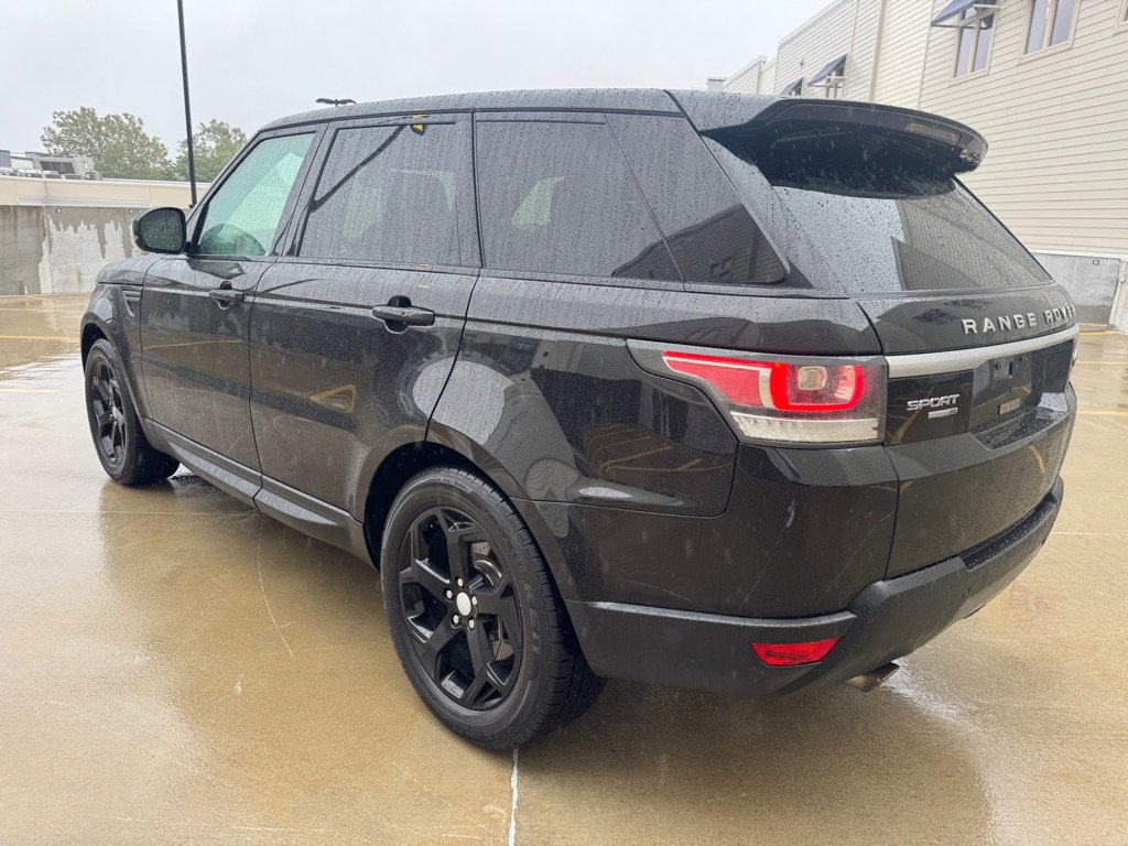 Used 2015 Land Rover Range Rover Sport SE image 5