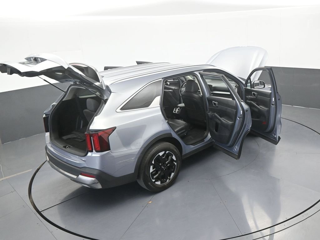 Used 2025 Kia Sorento S FWD image 69