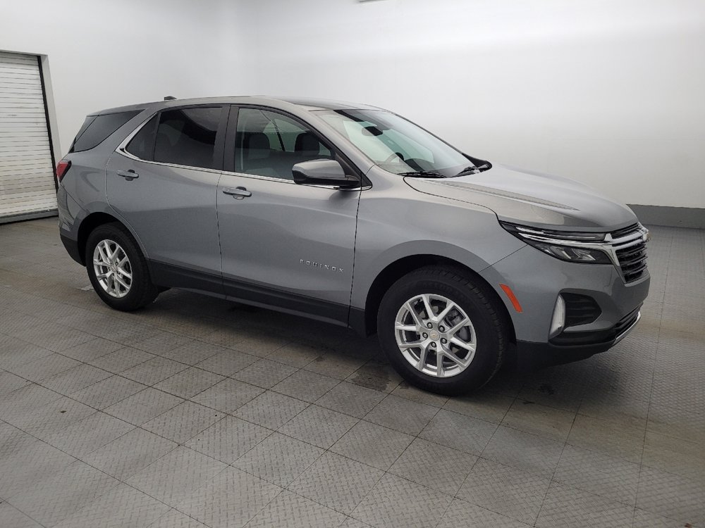 Used 2023 Chevrolet Equinox LT w/ Driver Convenience Package image 11