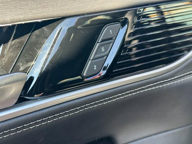 New 2025 Jeep Wagoneer L Series II w/ Convenience Group I image 12