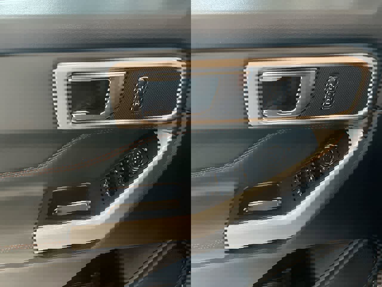 Used 2021 Ford Explorer Timberline image 13