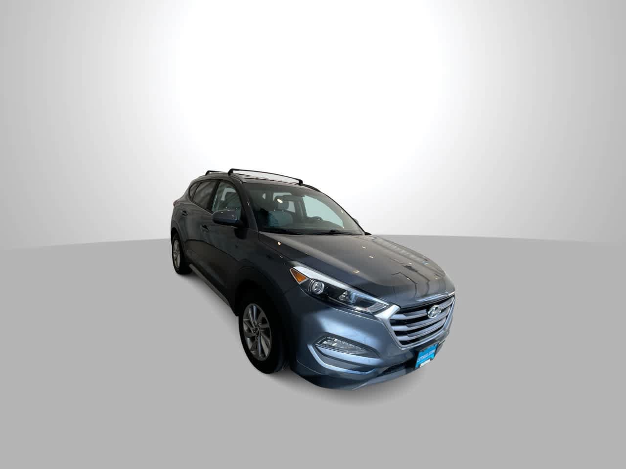 Used 2017 Hyundai Tucson SE w/ SE Popular Package 02 AWD/4WD image 2