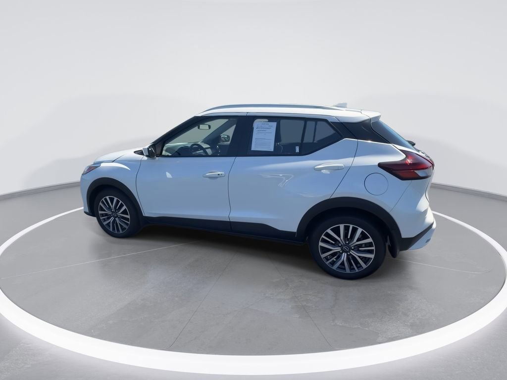 Used 2024 Nissan Kicks SV FWD image 5