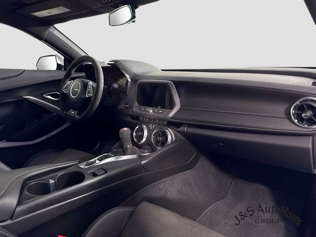 Used 2023 Chevrolet Camaro SS RWD image 34