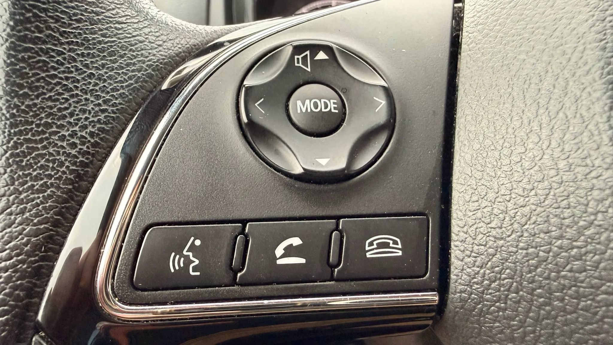 Used 2024 Mitsubishi Outlander Sport SE AWD/4WD image 19